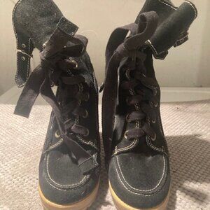Steve Madden Short laced up boot.